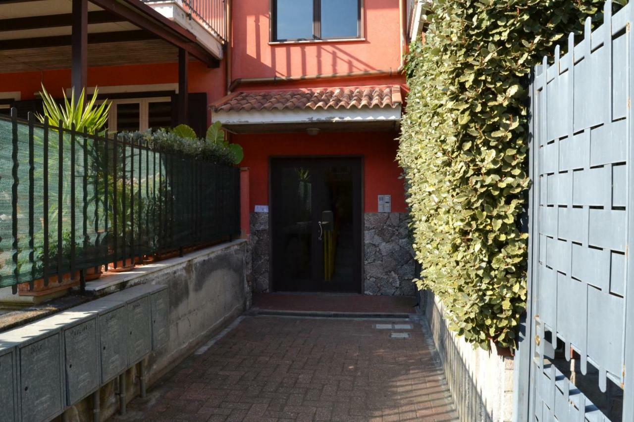 Relax House Villa Giardini Naxos Exterior photo