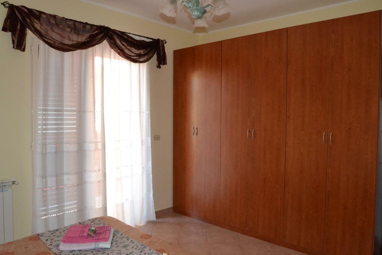 Relax House Villa Giardini Naxos Exterior photo